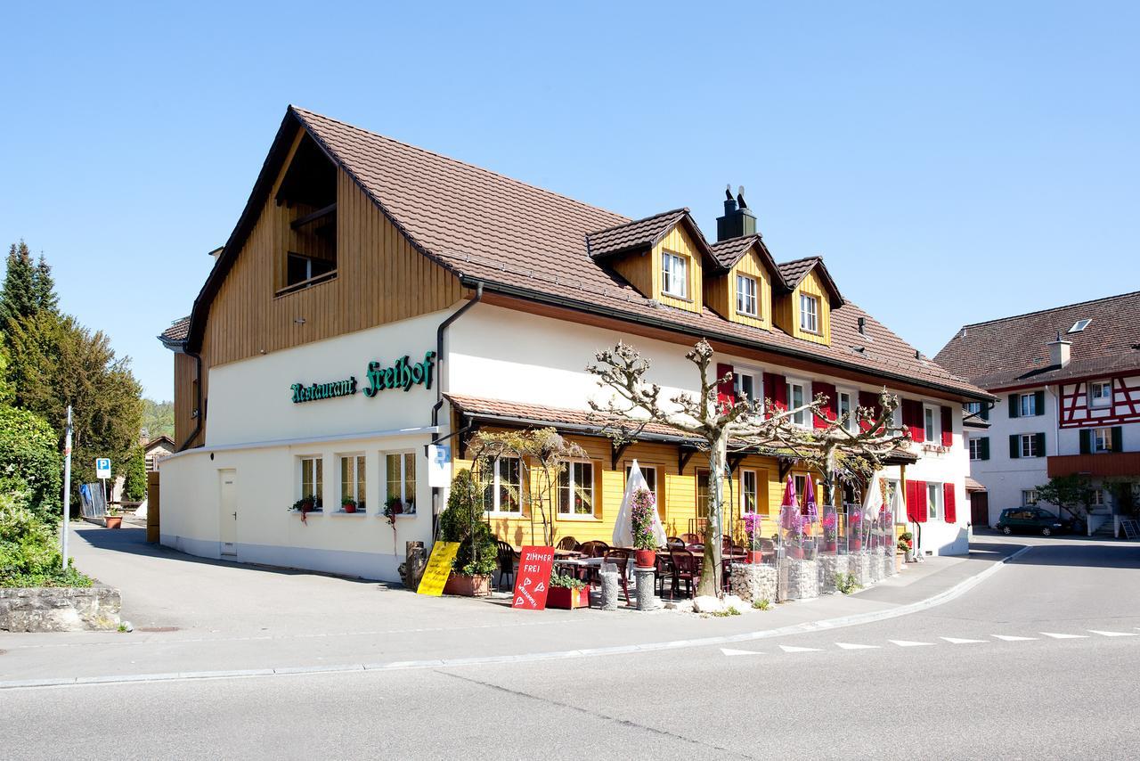 Freihof Embrach Bed & Breakfast Exterior photo