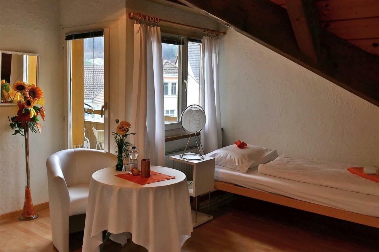 Freihof Embrach Bed & Breakfast Exterior photo